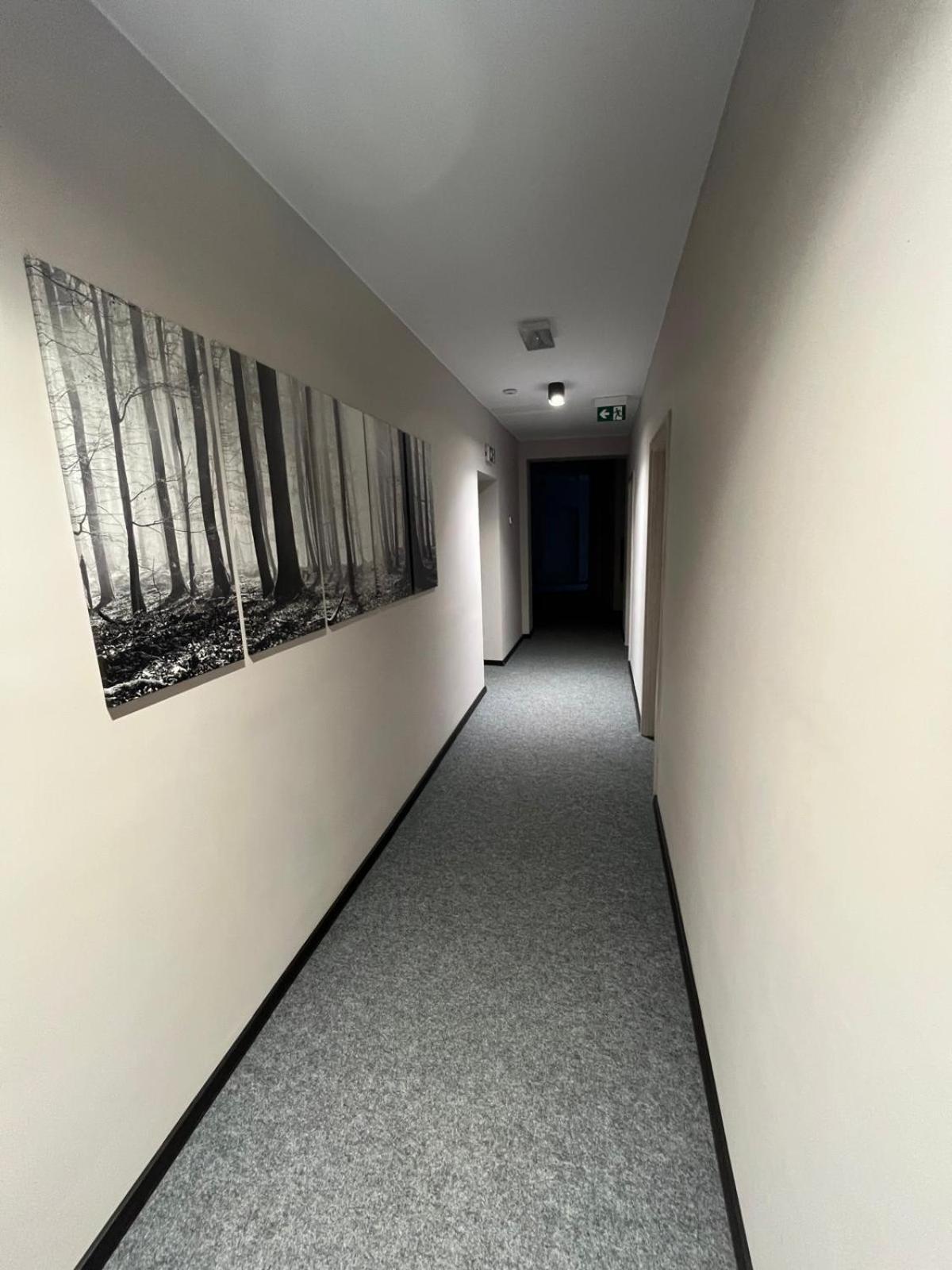 Wielkopolanka Pokoje Goscinne I Restauracja Chodziez Bagian luar foto